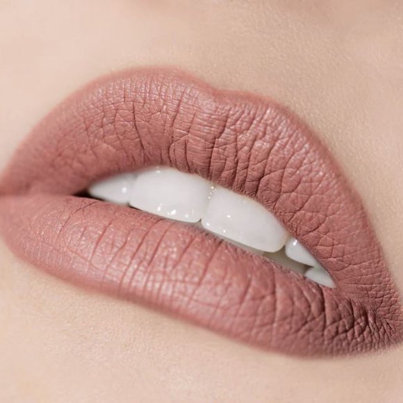 Beauty for Real | Be Seen Weightless Liquid Lipstick in "All In" - Picture 2 of 4